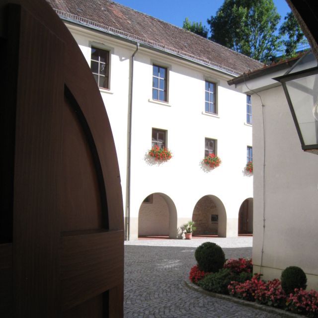Innenhof des Klosters Thalbach