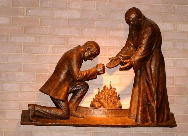 Bronzerelief in der S. Dominic Barberi Church in Littlemore. Der italienische Passionist Dominic Barberi nimmt am 9. Oktober 1845 John Henry Newman in die katholische Kirche auf.