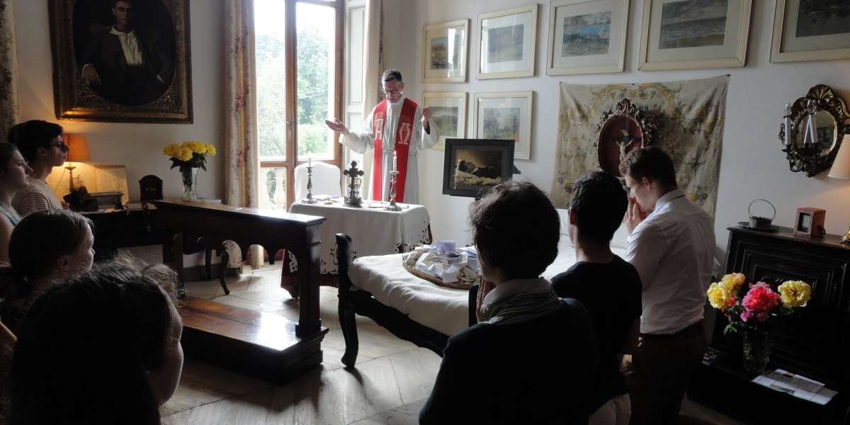 Heilige Messe im Sterbezimmer von Pier Giorgio