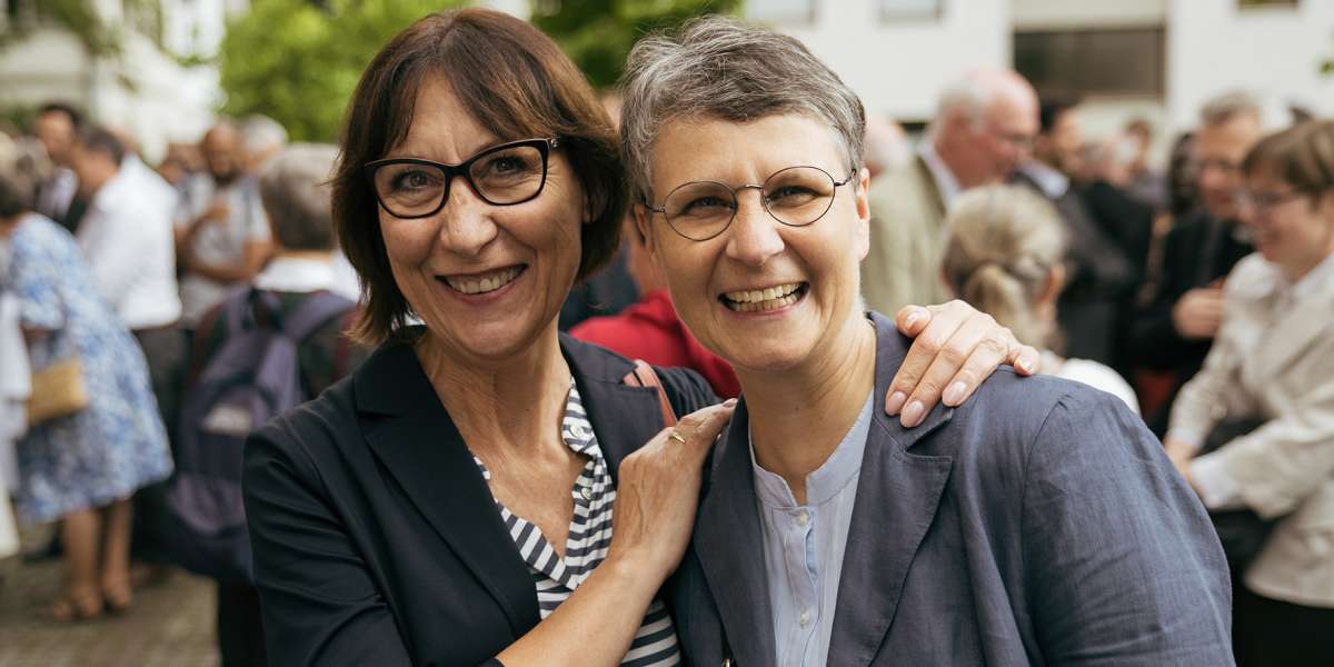 Tamara aus Rom und Schwester Christine Felder
